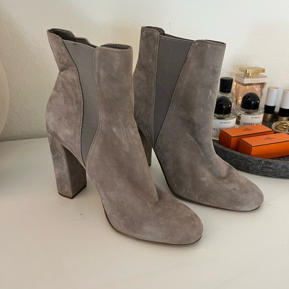 Steve Madden Suede Booties